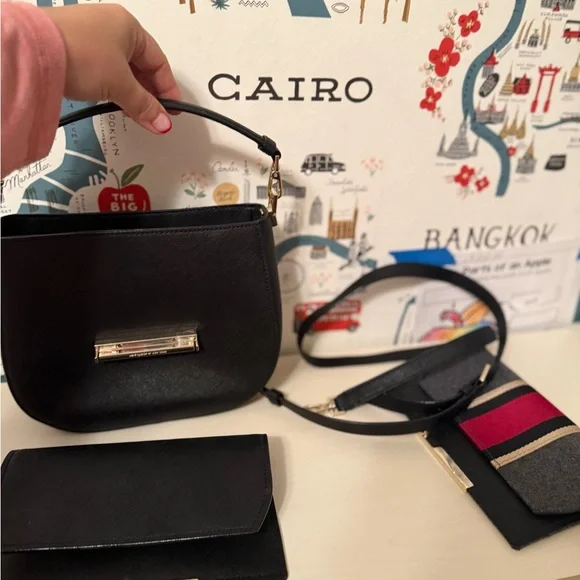 Kate Spade Byrdie Black Crossbody Bag Set with two interchangeable options - Picture 9 of 11